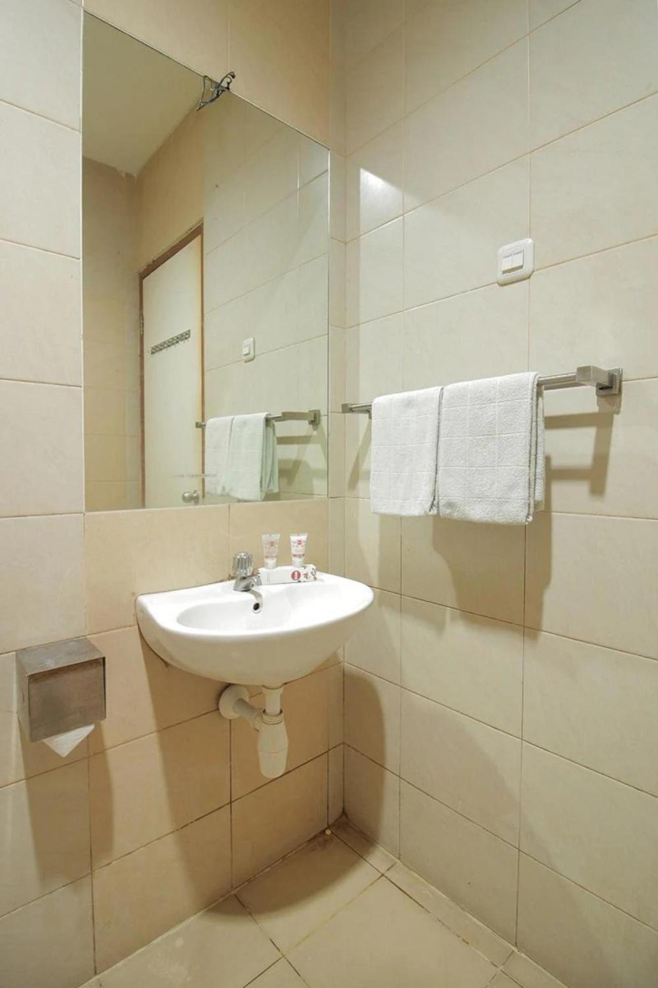 Capital O Galaxy Inn Bandung Kültér fotó