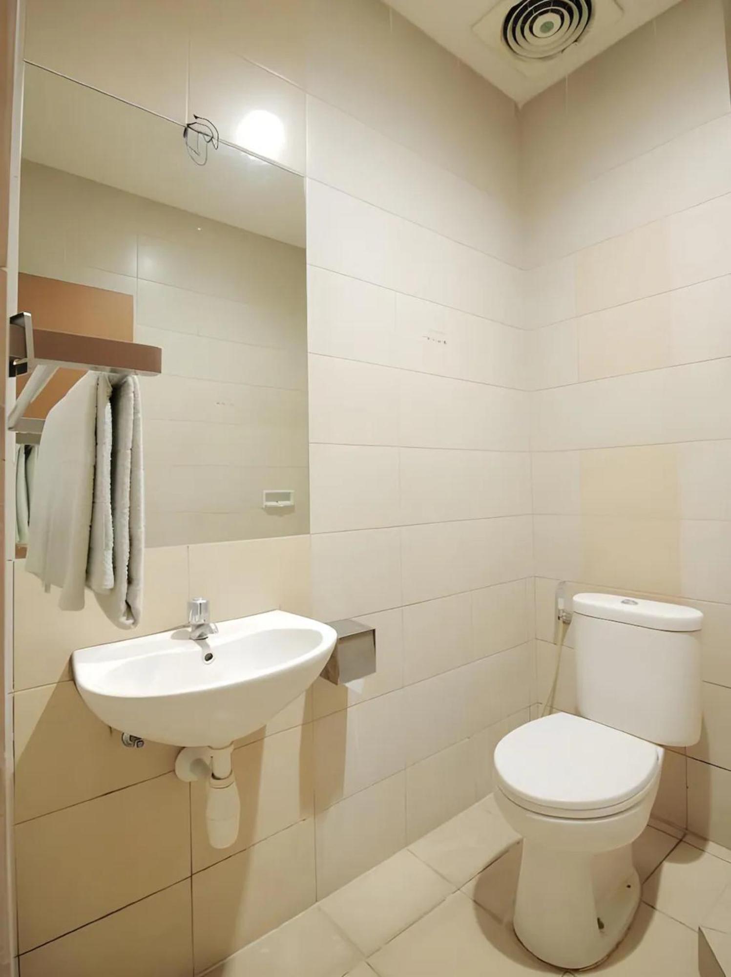 Capital O Galaxy Inn Bandung Kültér fotó